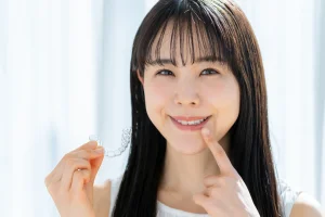 歯並びが顔の印象に与える影響とは？改善方法と効果を徹底解説